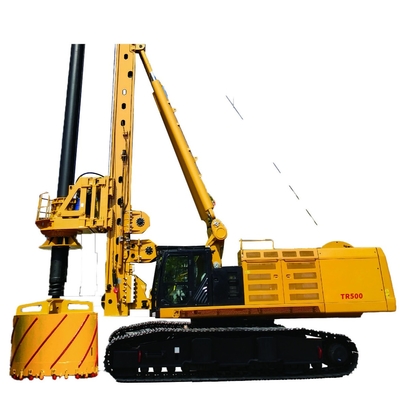 A grande profundidade super 130m 4000mm Dia Hydraulic Rotary Drilling Rig montou no chassi original do CAT para obras